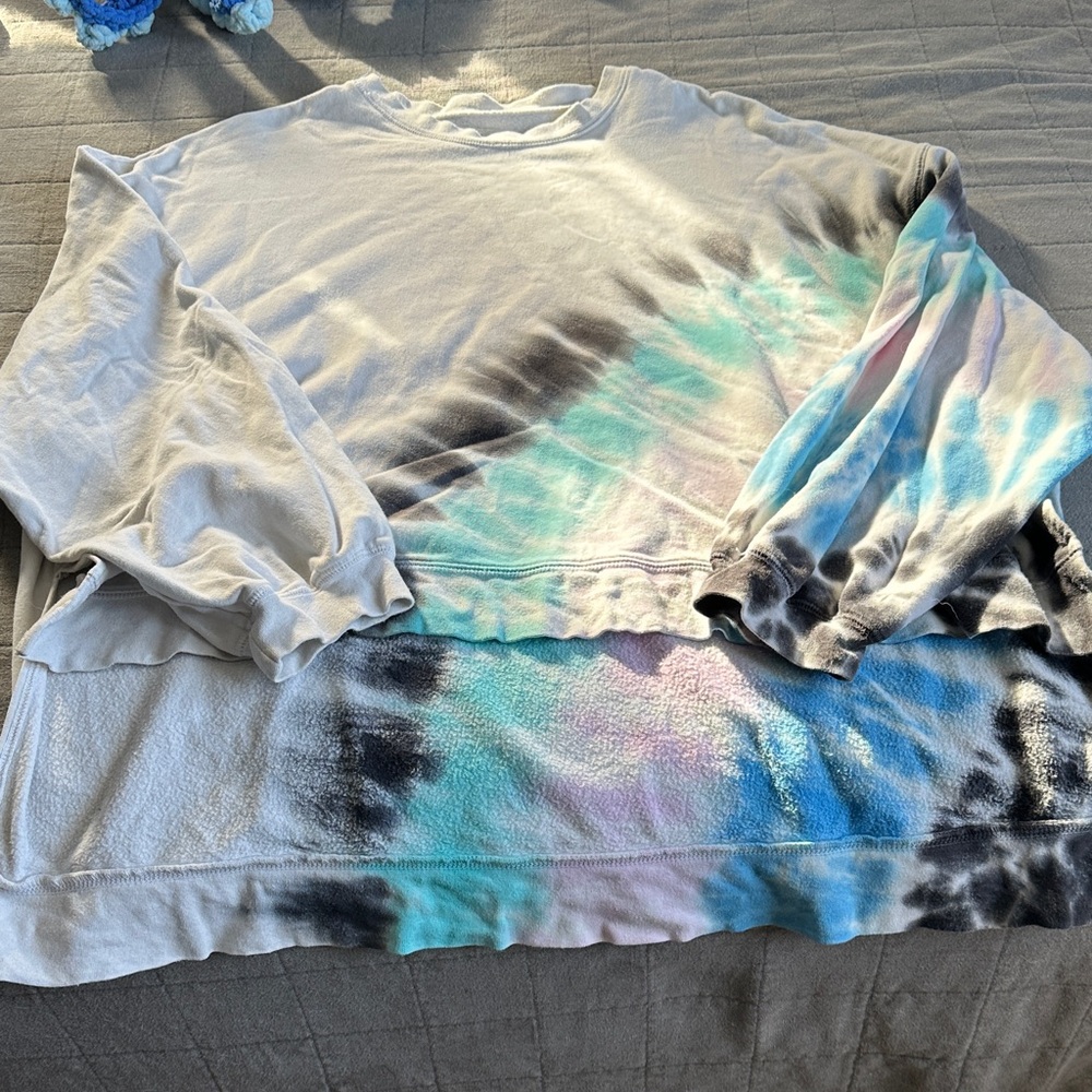 Electric & Rose Tie-Dye Sweatshirt - Blue, Black, White